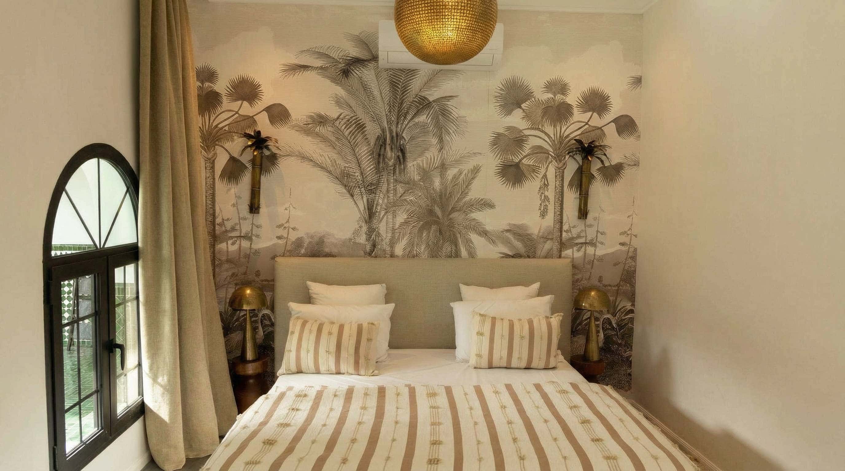 Ben Haddou Suite at Villa Yemna in Marrakech, bedroom with window.